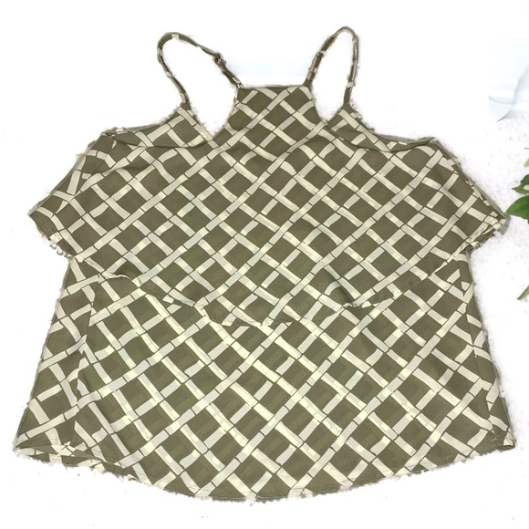 KISMET Women’s patterned silky tank- Small - Picture 7 of 7